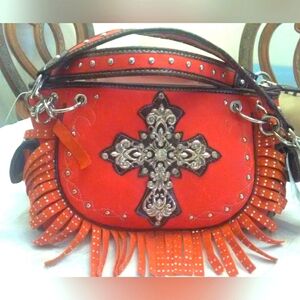 BNWT GORGEOUS HERITAGE WEST PURSE TANGERINE COLOR W/ FRINGE SILVER METALS